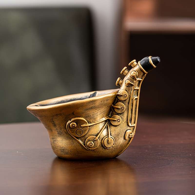 1pc Resin Saxophone Ashtray Vintage Creative Sax Design Ornament Trendy Home Living Room Deco