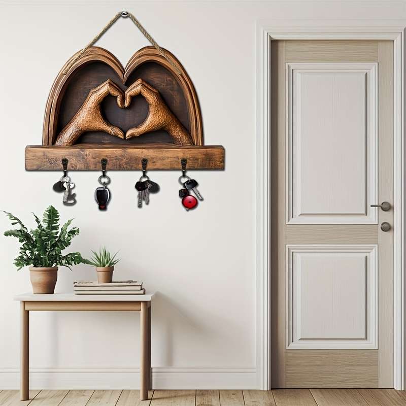 1pc Gorgeous heart-shaped hands simple colorful wooden and home key hanger with four metal hooks
