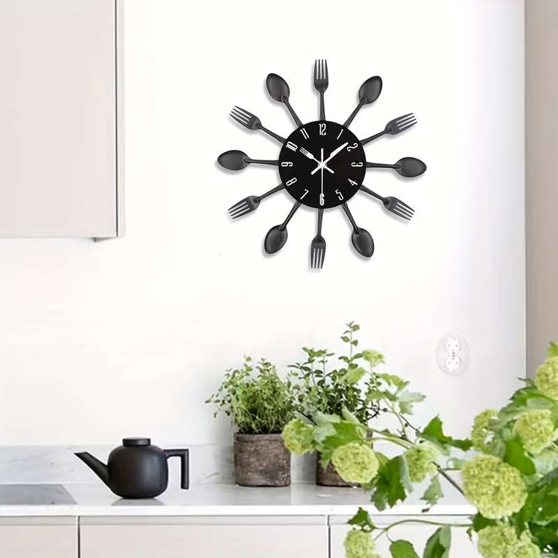 1pc Creative Golden Metal Wall Clock Kitchen Utensils Spoon Fork Wall Decoration Clock Ideal De