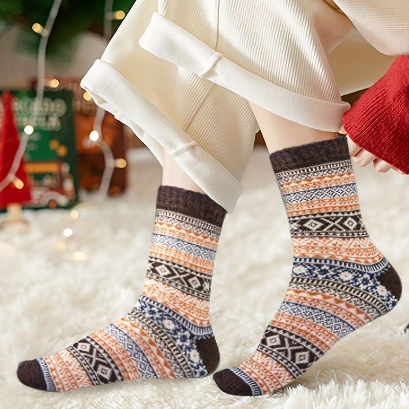 1Pairs Sock Random Color  One Size