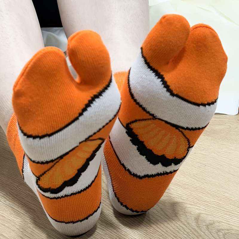 1 Pair Orange One Size Socks