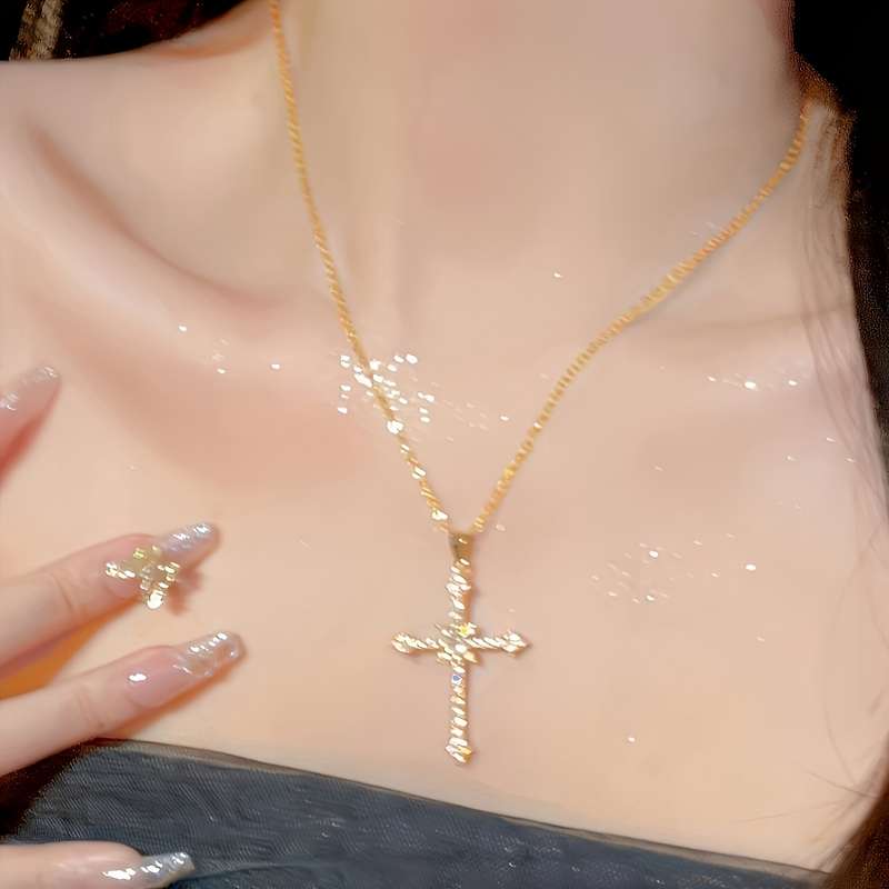 1 Piece Golden Yellow 1 Jesus Theme Pendant