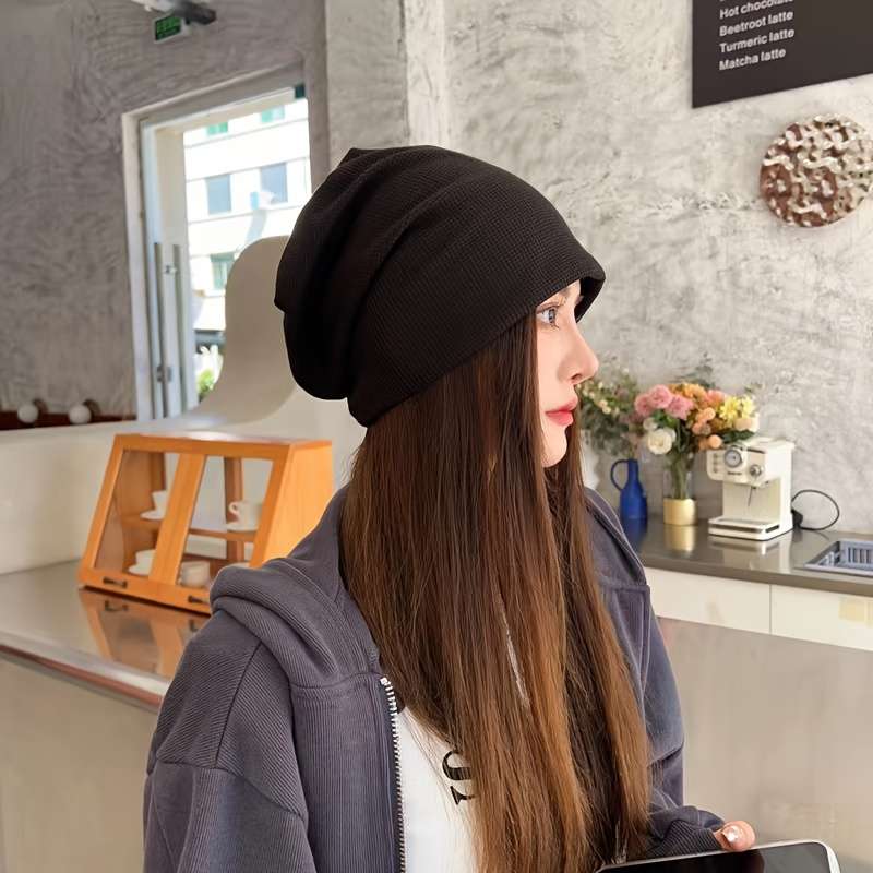 1Pc Gray Hat Honey Tea Color Wig 35.56cm Fashion Design Wig