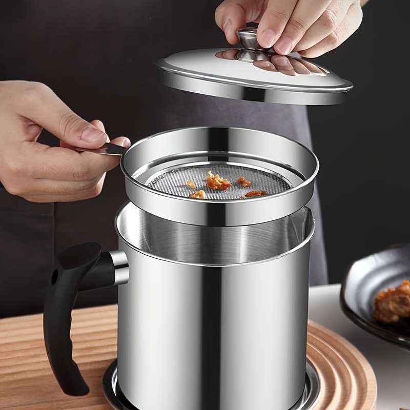 1pc Stainless Steel Kitchen Grease Container with Strainer Easy-Pour Handle Ideal for Cooking Oi