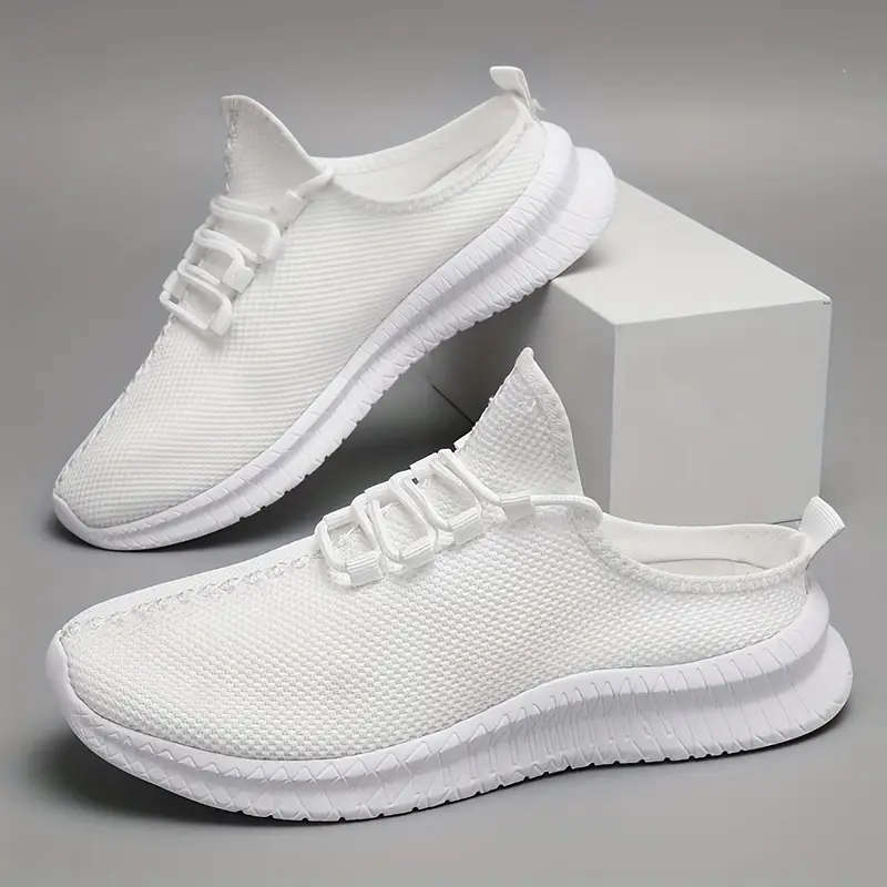 Mens Casual Athletic Shoes - Breathable Mesh Fabric, Low-Top Lace-Up Shoes SIZE UK 8