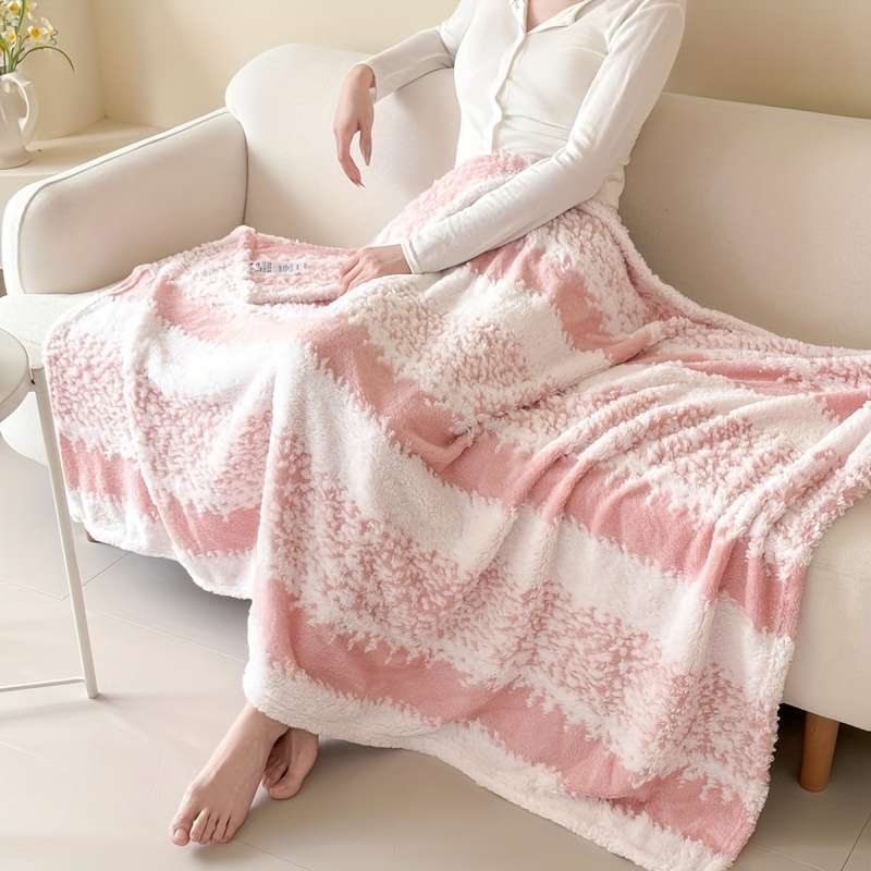 1ps Blanket Color Blue size 27.56inx39.37in 70cmx100cm
