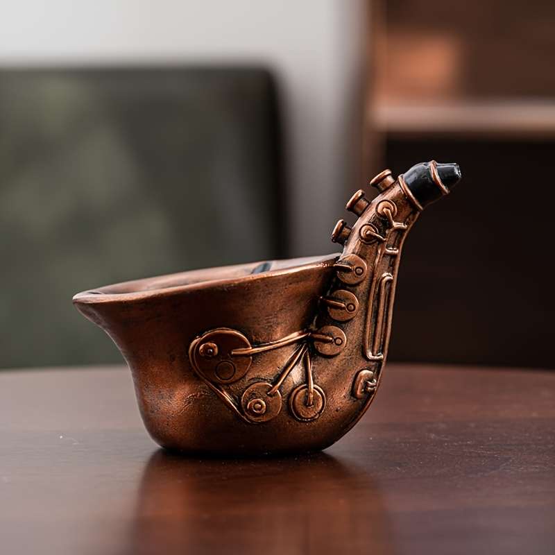 1pc Resin Saxophone Ashtray Vintage Creative Sax Design Ornament Trendy Home Living Room Deco