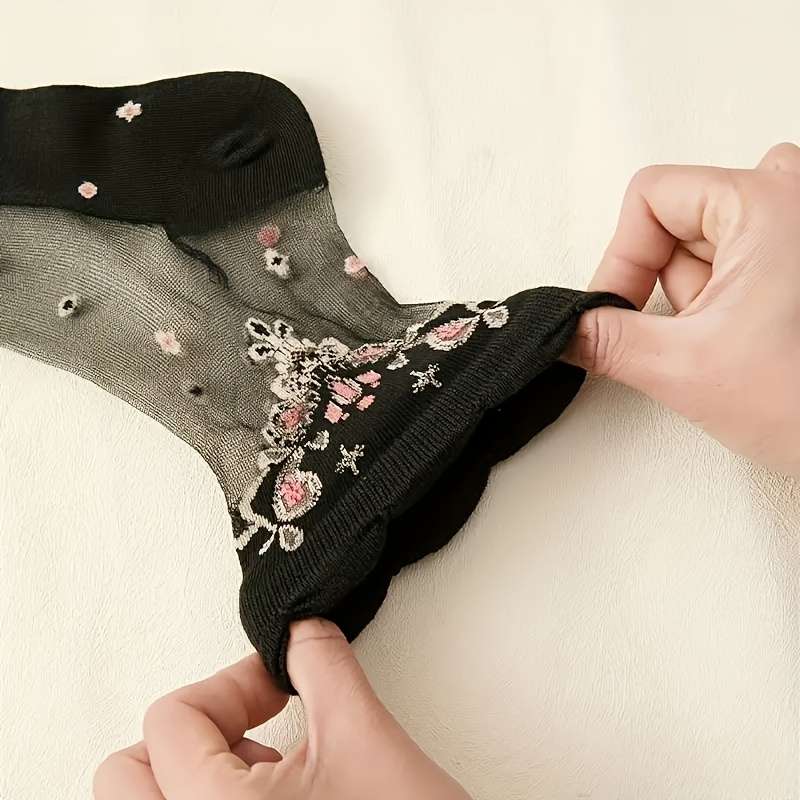 5 Pairs Of Mixed Colors Asian One Size High Elastic Socks