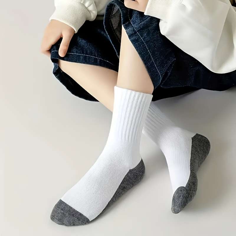 5 Pairs In Grayish White One Size High Elastic Socks