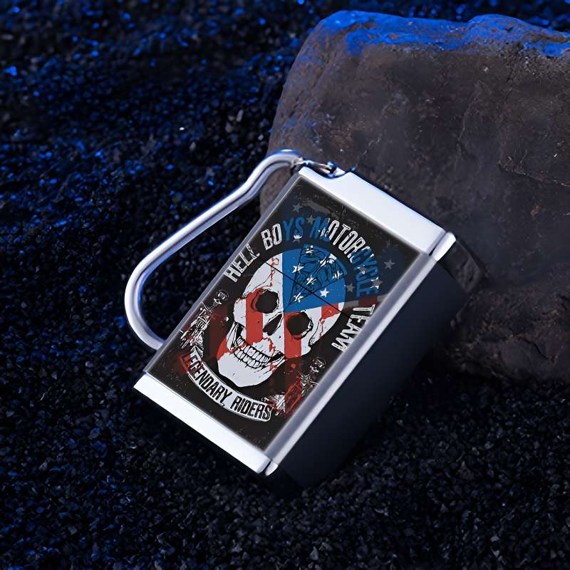 1pc Large Silver-Colored Skull Keychain Easy to Carry Outdoor Ashtray Quick Car Ashtray