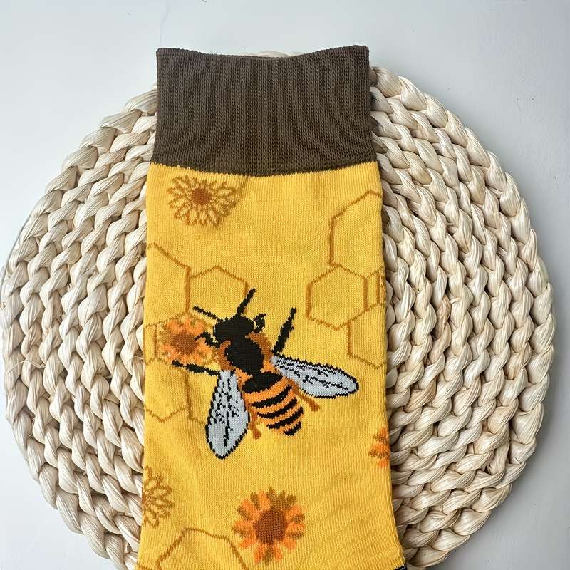 1 Pair Bee  One Size Socks