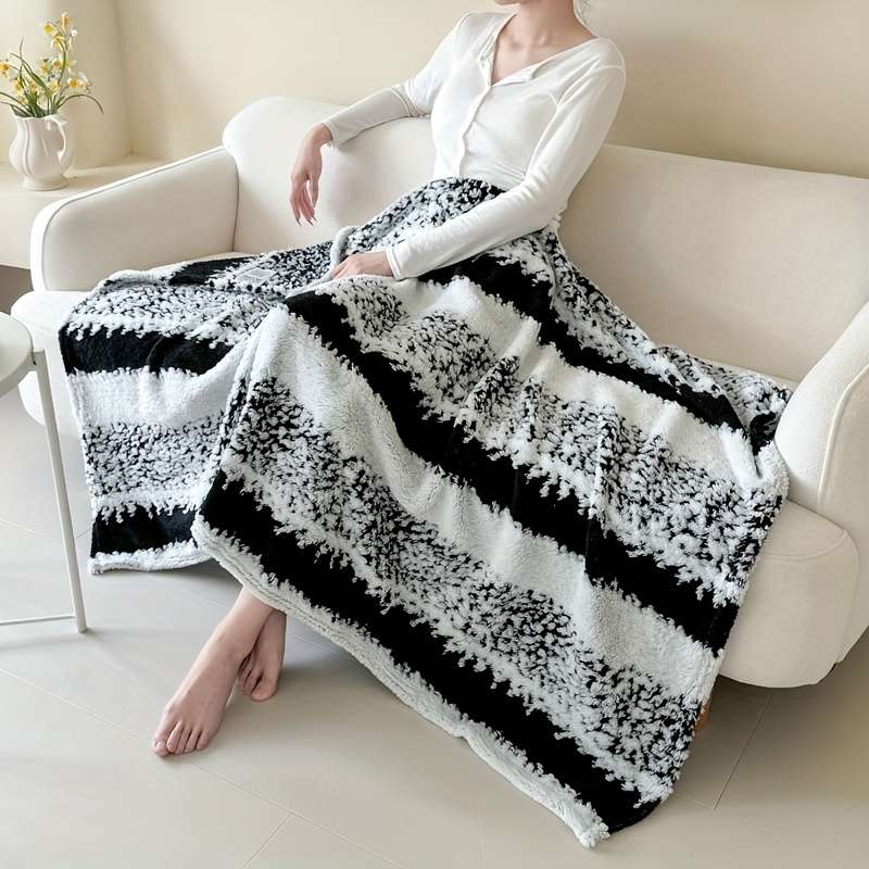 1ps Blanket Color Grey size 27.56inx39.37in 70cmx100cm