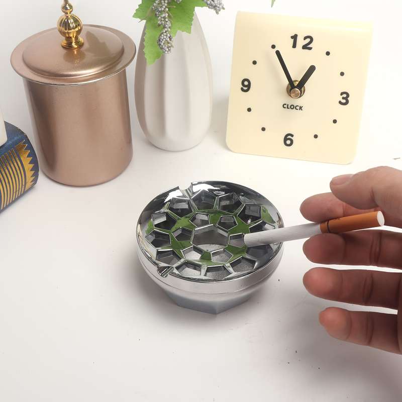 1pc Classic Round Metal Ashtray with Windproof Design C Stylish Windscreen Feature for Outdoor Res