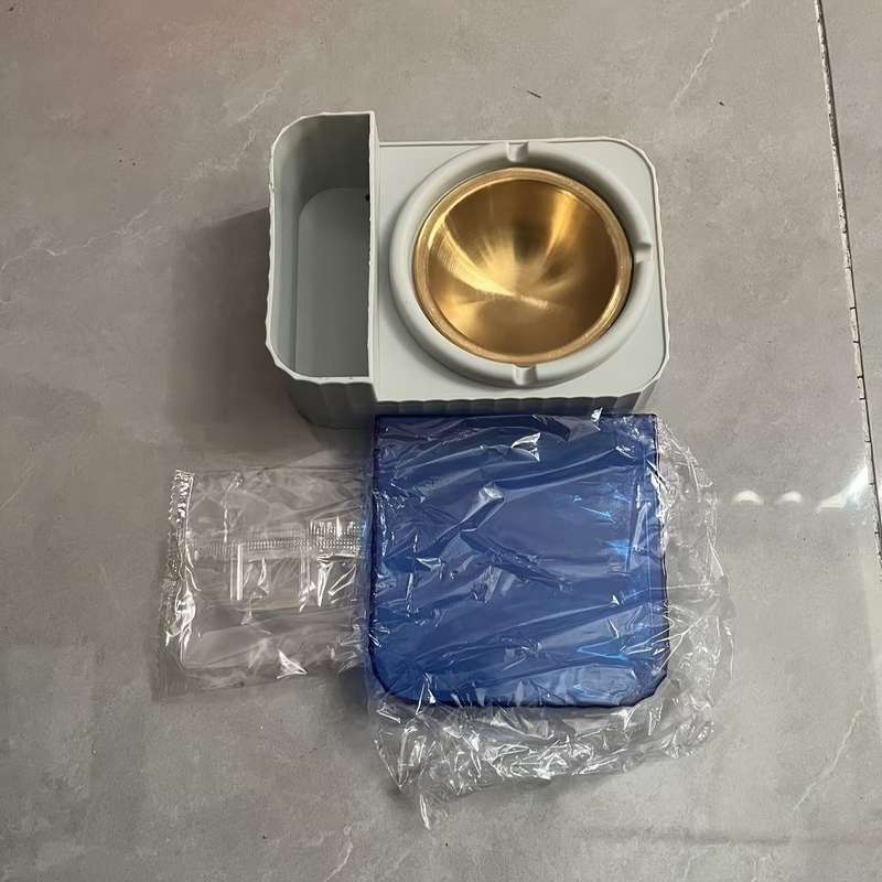 1pc Ashtray Stainless Steel Ashtray Slot Can be hung or placed on the table 3 storage slots