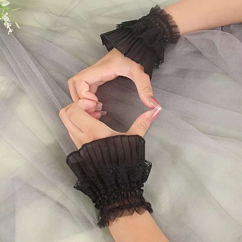 1 Pair White Lace Wrist Cuffs And Fingerless Gloves