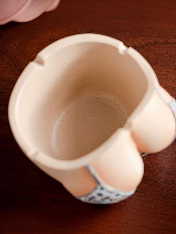 1pc Fashionable And Sexy Beautiful Ashtray Ornament Bikini Ashtray Special Art Ashtray Decor
