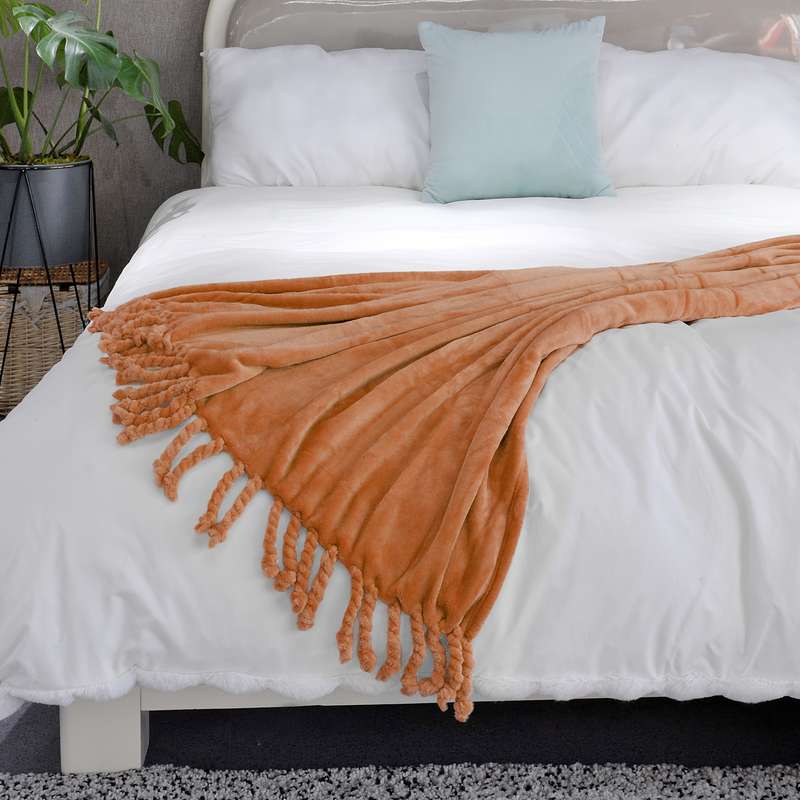1ps Blanket Color A Brown size 152.4cm X 203.2cm