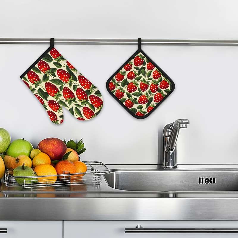 2pcs Vintage Strawberry Kitchen Mitts Pot Holders Set Heat Resistant Microwave Gloves Pa