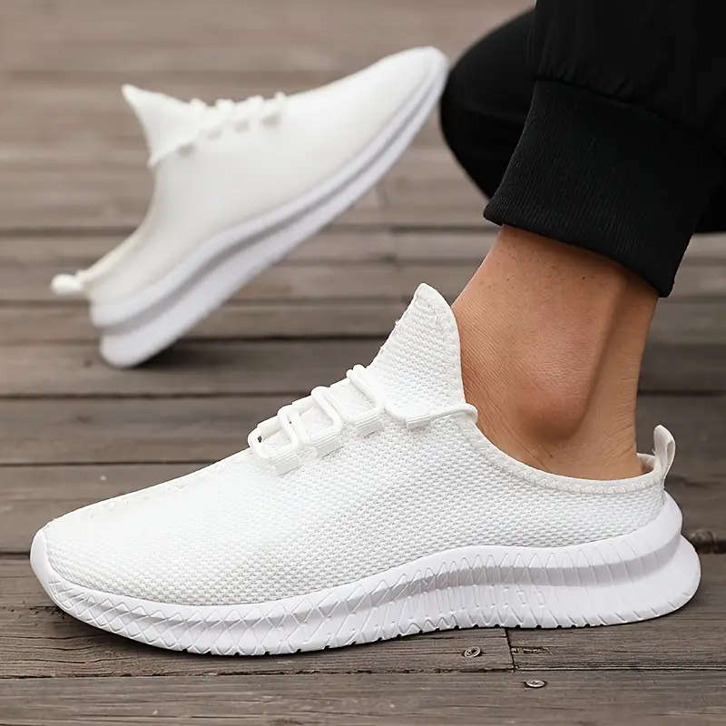 Mens Casual Athletic Shoes - Breathable Mesh Fabric, Low-Top Lace-Up Shoes SIZE UK 8