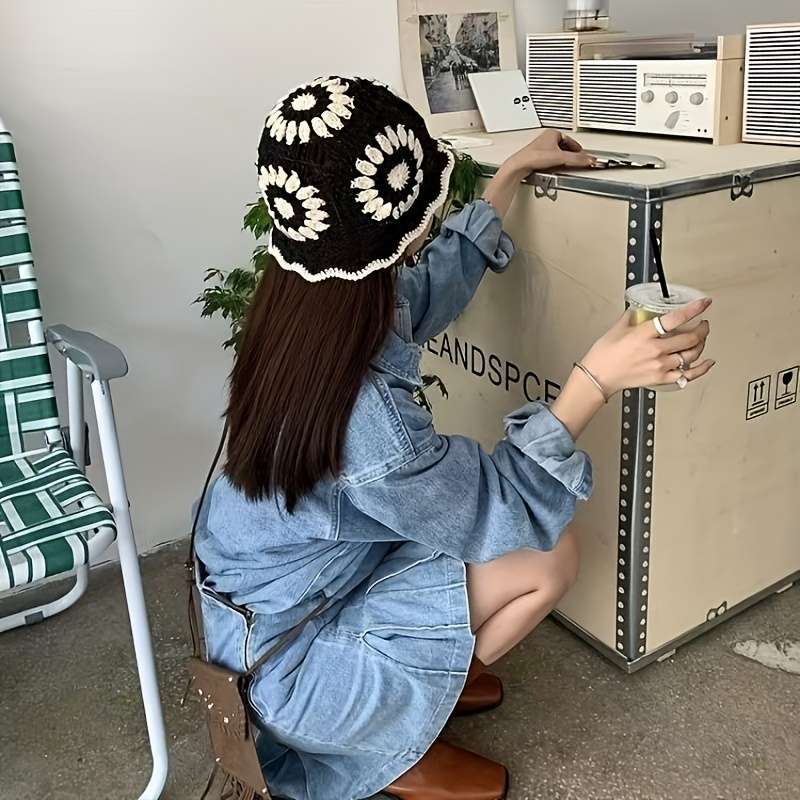 1pc Elegant Retro Floral Crochet Fisherman Hat Classic Color Block Warm Pot Hat Lightweight Breat