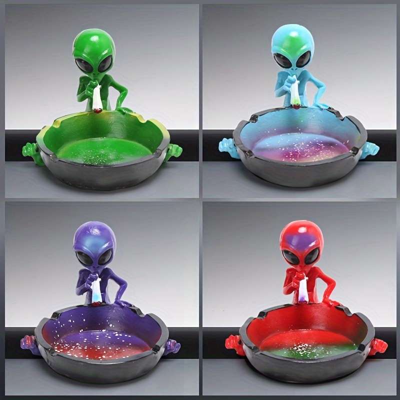 1pc Resin Alien Ashtray Decorative Statue Versatile Indoor Outdoor Use Ideal for Christmas