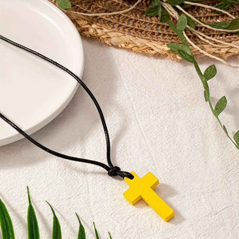 1 Piece Yellow Jesus Theme Pendant