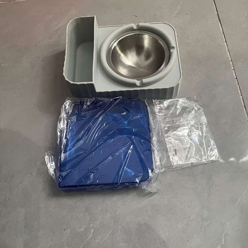 1pc Ashtray Stainless Steel Ashtray Slot Can be hung or placed on the table 3 storage slots