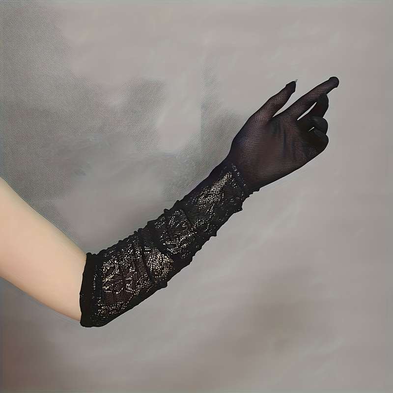 1 Pair White Vintage Long Lace Gloves