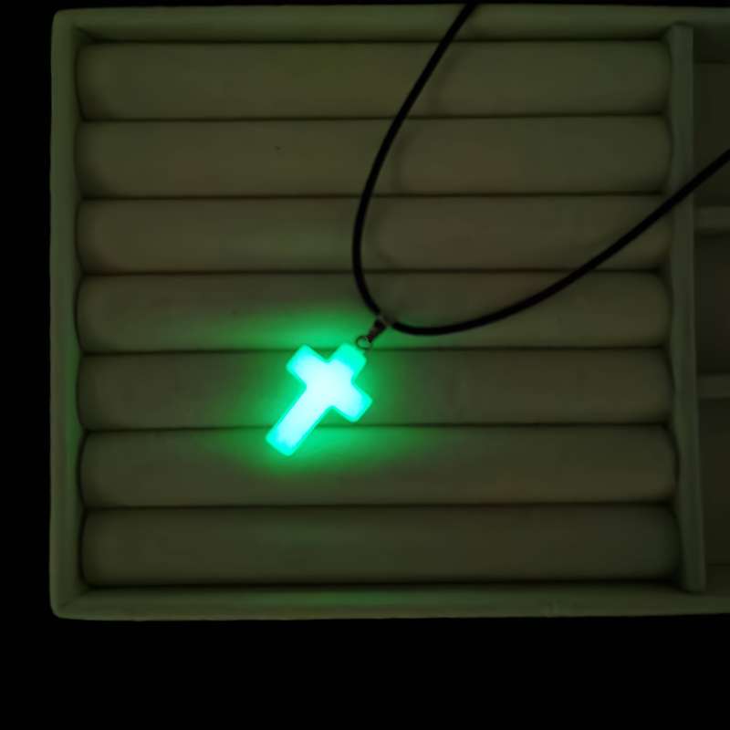 1 Piece Cross Jesus Theme Pendant