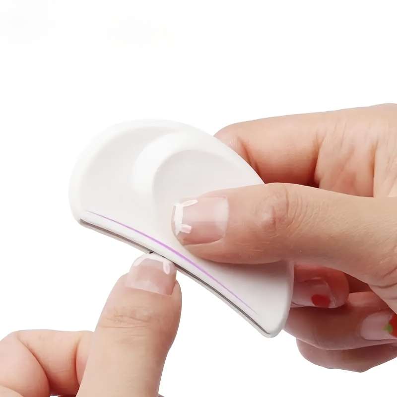 1pc Cute Crescent Nail File Manicure Filing Tool Unscented Nail Shaper for Home and Salon Use