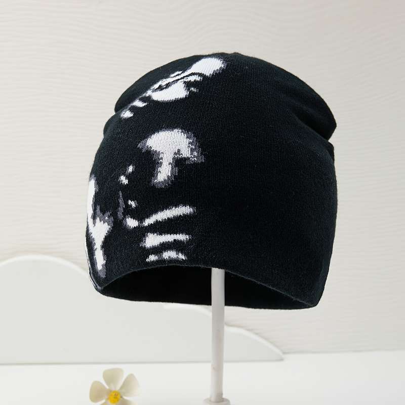 1pc Women's Knitted Jacquard Beanie Casual Stylish Black White Skull Cap Daily Wear Headwear