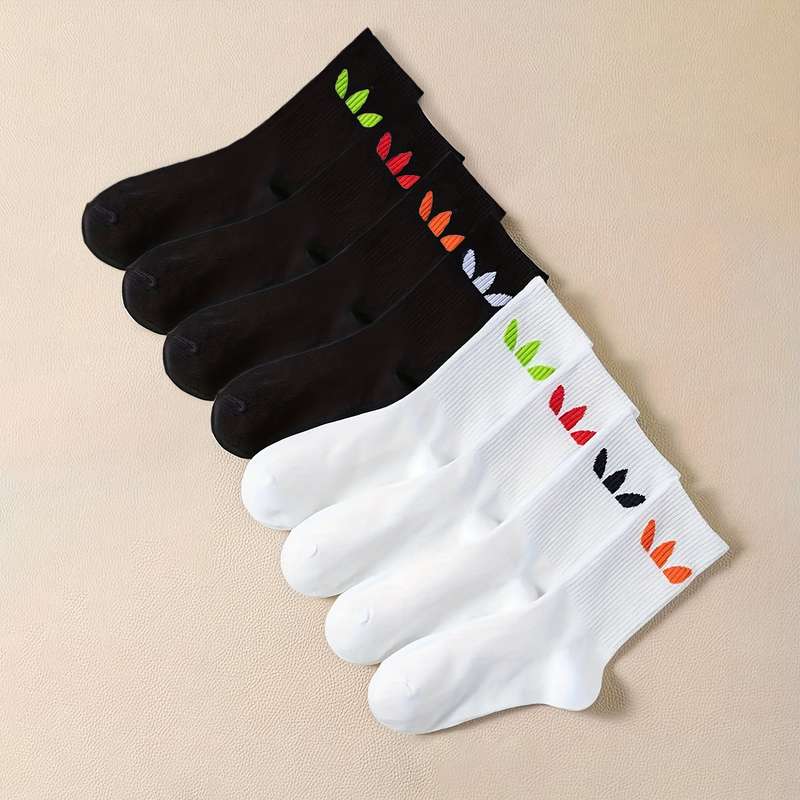 8 Pairs Random One Size High Elastic Socks