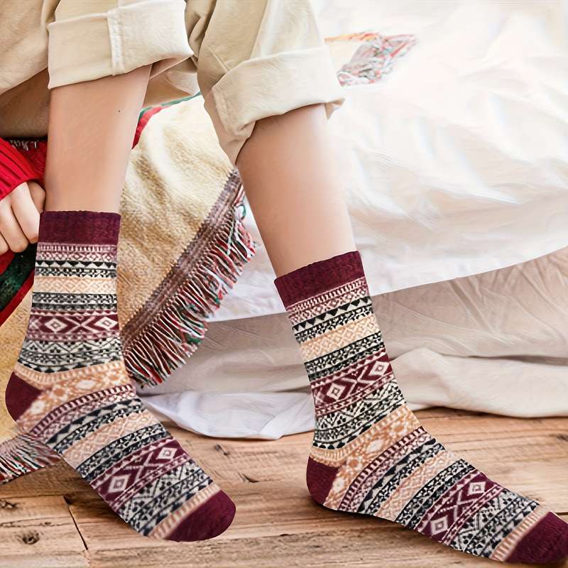 1Pairs Sock Random Color  One Size