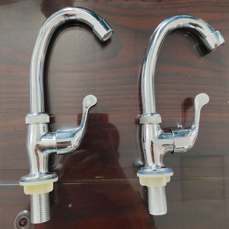 1pc Faucet With Upright Bent Pipe