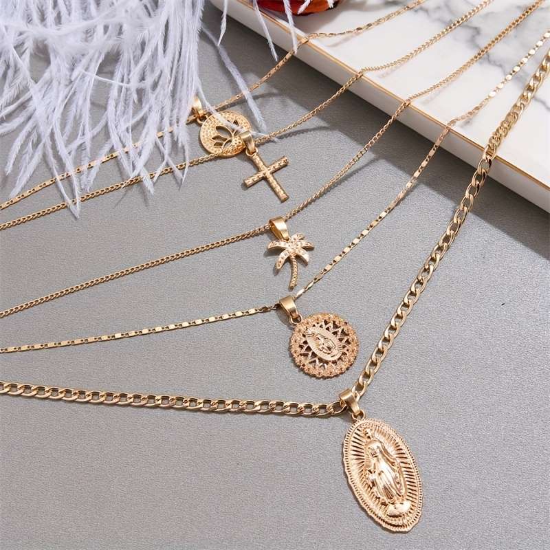 1 Piece Golden Jesus Theme Pendant