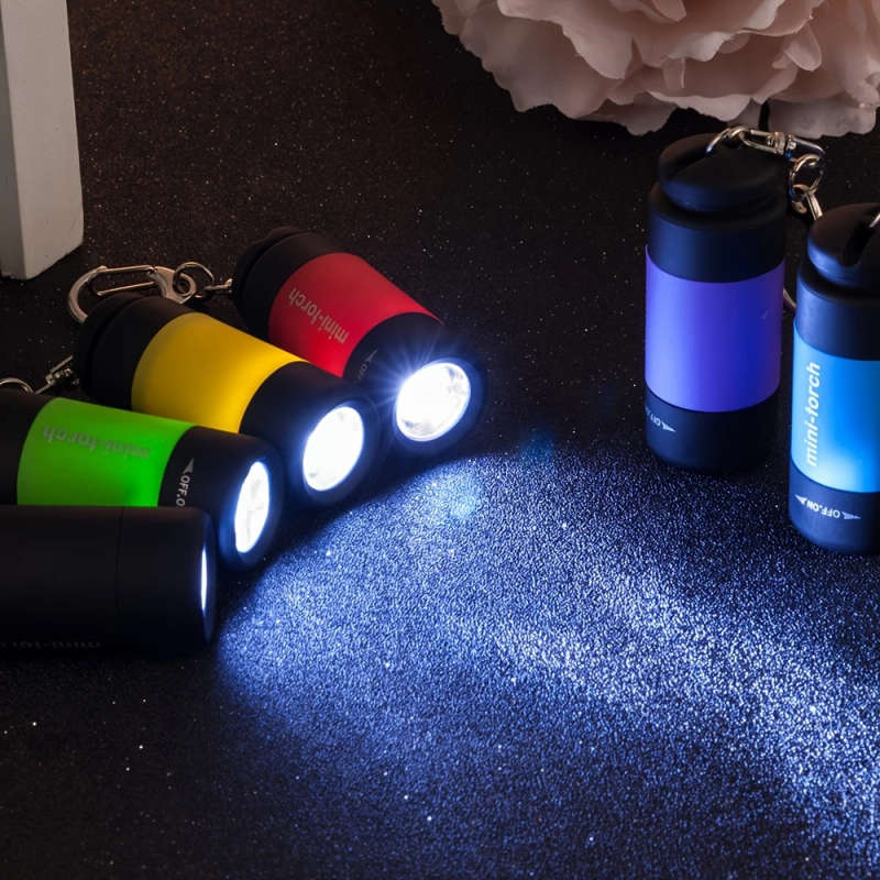 1pc Modern Mini Handheld USB Charging Flashlight Plastic Rotate to Open Adjustable Battery Powered