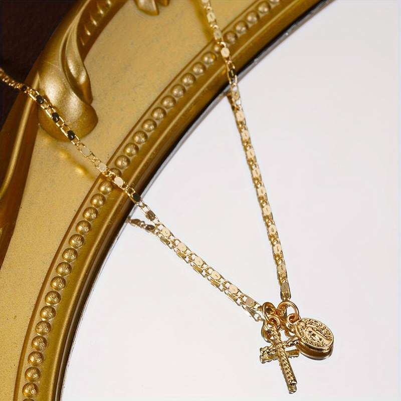 1 Piece Golden Yellow Jesus Theme Pendant