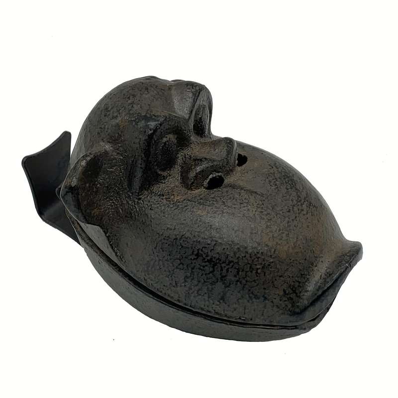 1pc Vintage Cast Iron Monkey Ashtray with Lid Unique Orangutan Design Perfect for Home Office