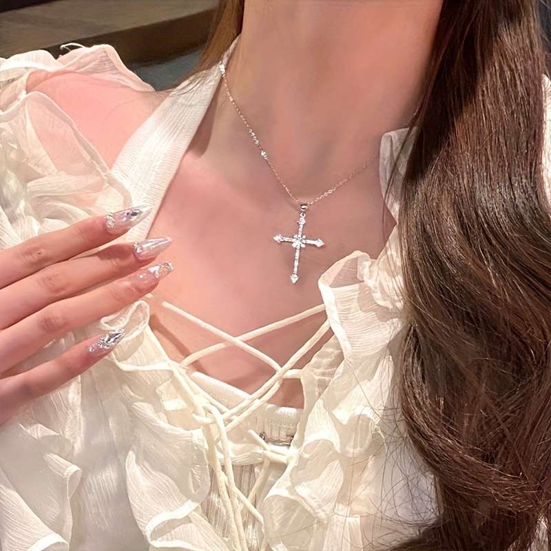 1 Piece Silvery Jesus Theme Pendant