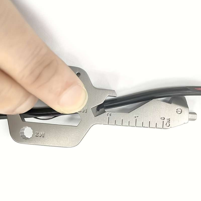 1pc Key-Shaped Multi-Tool Pocket Knife with Bottle Opener Screwdrivers Ruler Erg