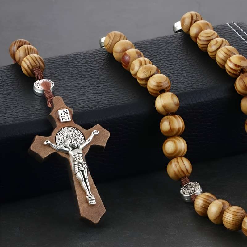 1 Piece A Brown Jesus Theme Pendant