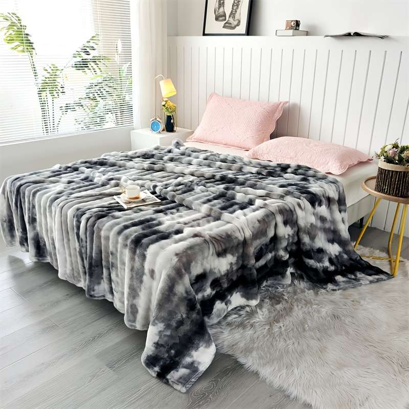 1ps Blanket Color White size 1.5x2.0m 59x79inch