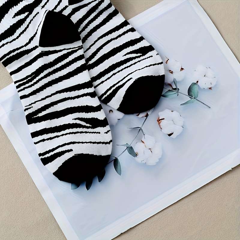 1 Pair Mixed Color One Size Socks