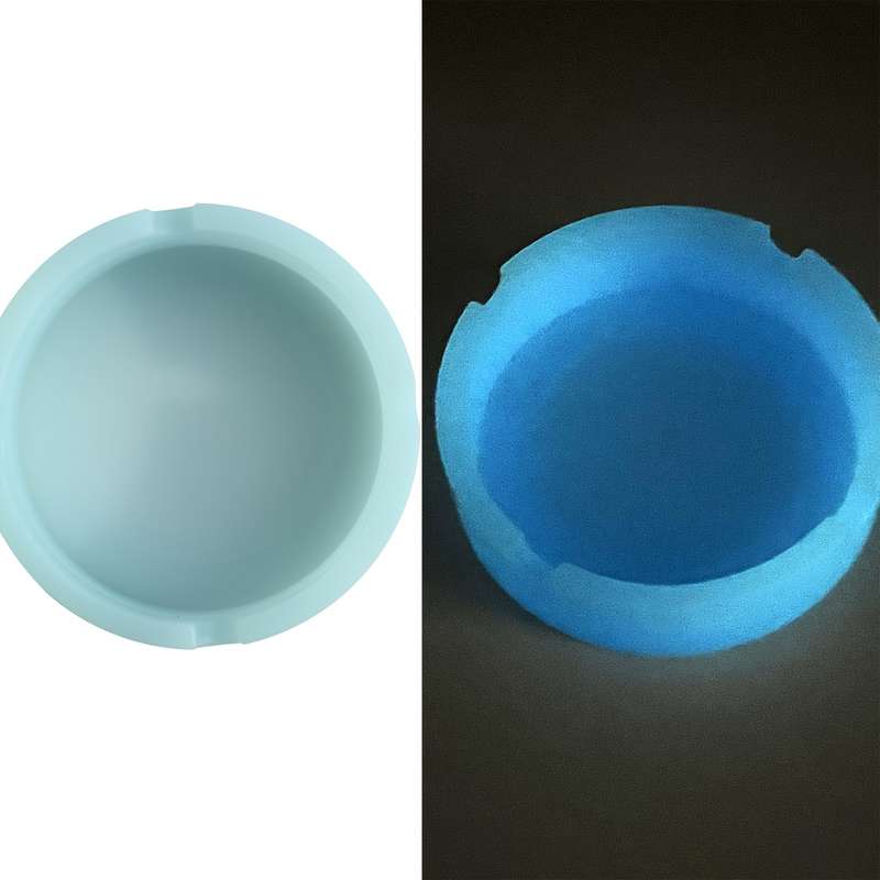 1pc Glow-in-the-Dark Silicone Ashtray Food-Grade Odorless Compact Circular Design for Office