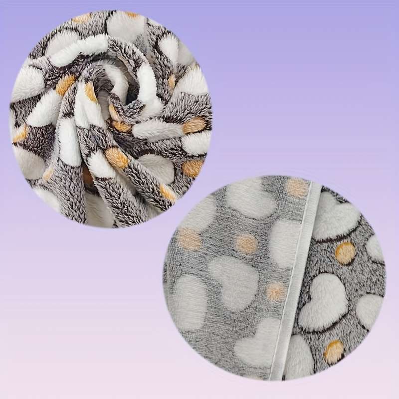1ps Blanket Color Gray  Love Model  size L:76x104cm