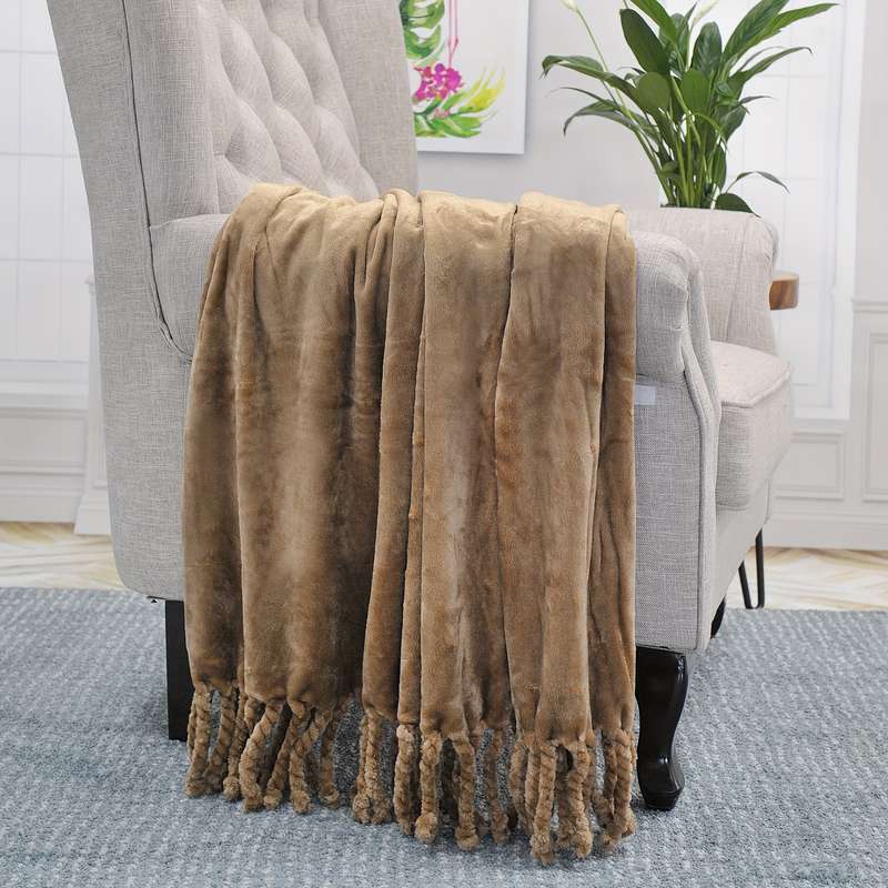 1ps Blanket Color A Brown size 152.4cm X 203.2cm