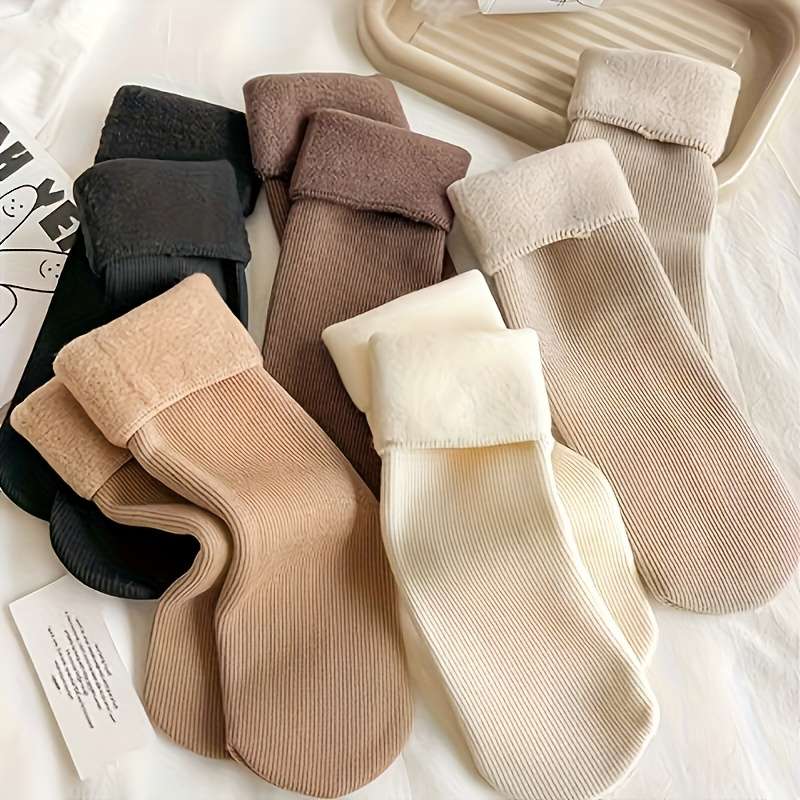 Sock 6 Pairs Of Mixed Color Floor Socks  One Size