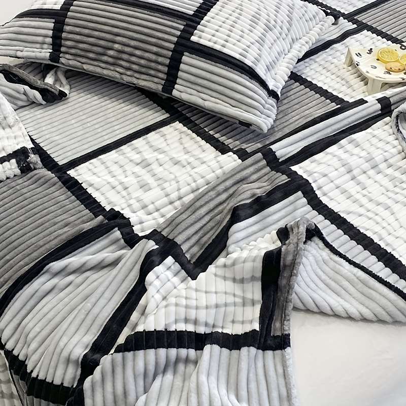 1ps Blanket Color Grey White size 100x150