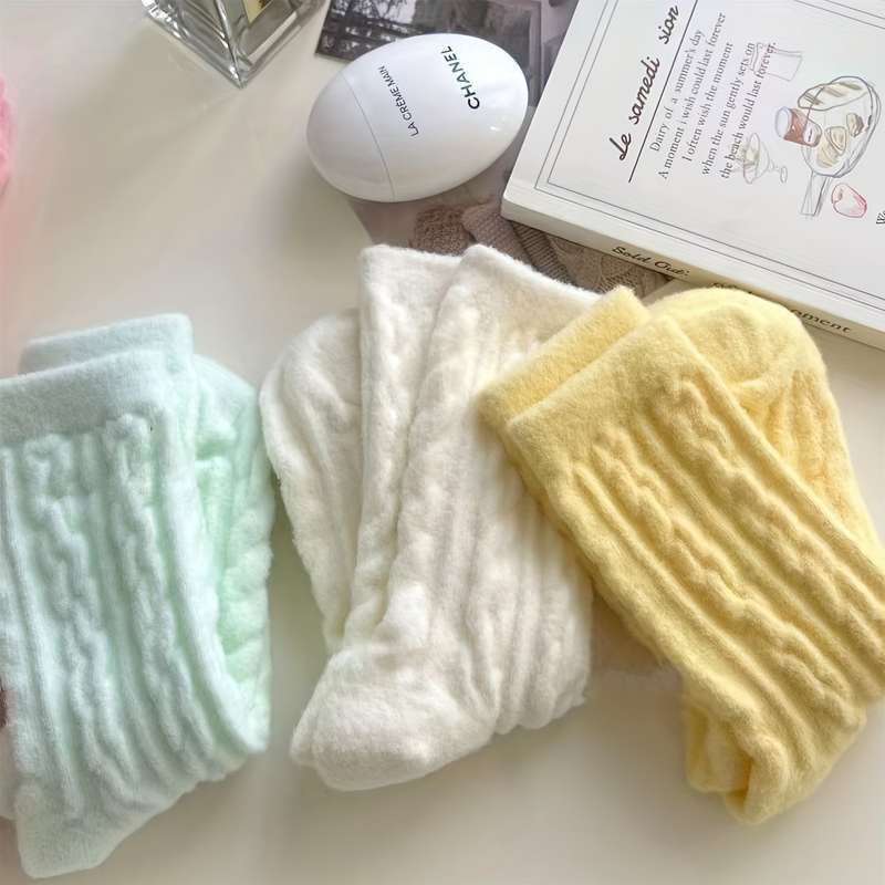 Sock Mixed Color Random 2 Pairs Size One Size