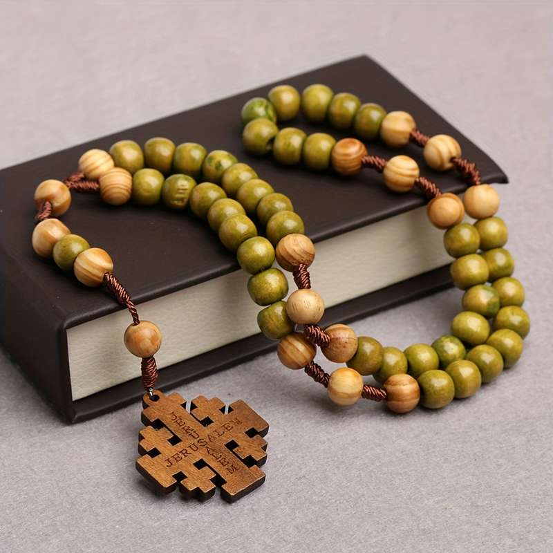 1 Piece Green Jesus Theme Pendant